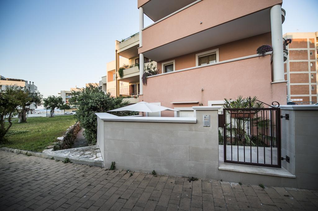 La Casetta Di Chiara B&B Полиняно а Маре Стая снимка